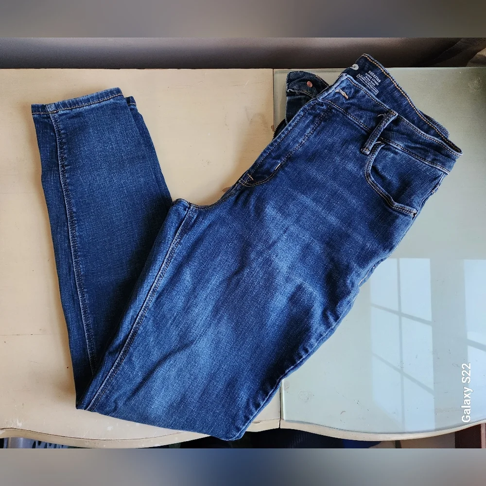 Old Navy Women's Rockstar Super Skinny High Rise Jeans - Dark Blue - Picture 2 of 4